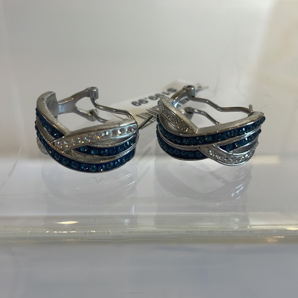 Blue sapphire earrings crossover hoop style NWT - Picture 5 of 5